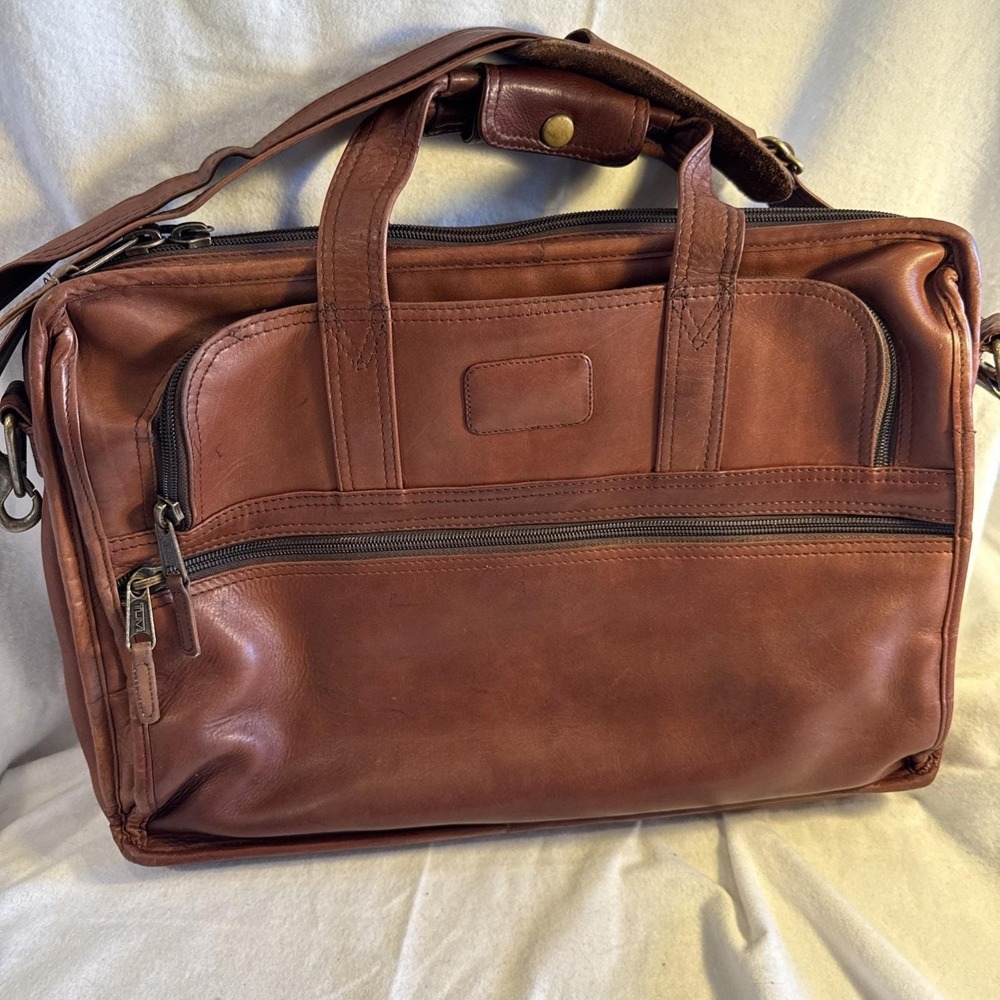Vintage TUMI Brown Leather 17" Messenger Bag Laptop Expandable Briefcase Travel